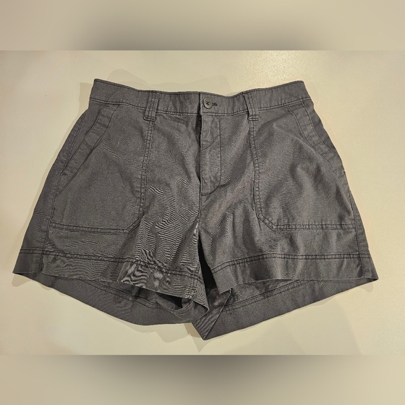 Old Navy Womans Large Gray Shorts - Picture 1 of 6